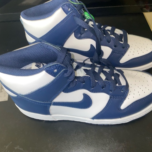 Nike Dunk High Championship Navy - Picture 2 of 8